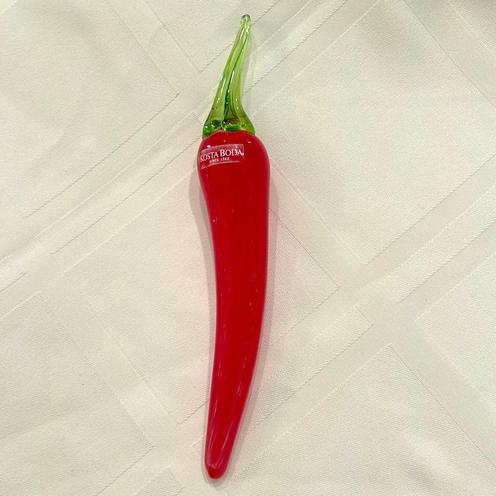 Kosta Boda Gunnel Sahlin Art Glass Sculpture Spanish Pepper
